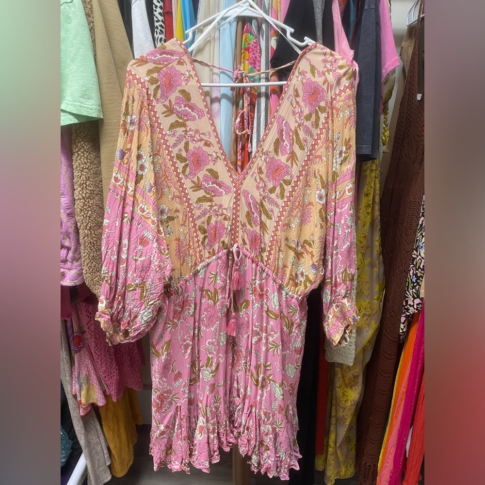 Vici Aaka hipster floral dress